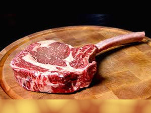 32 oz Akaushi Wagyu Long Bone Tomahawk Ribeye